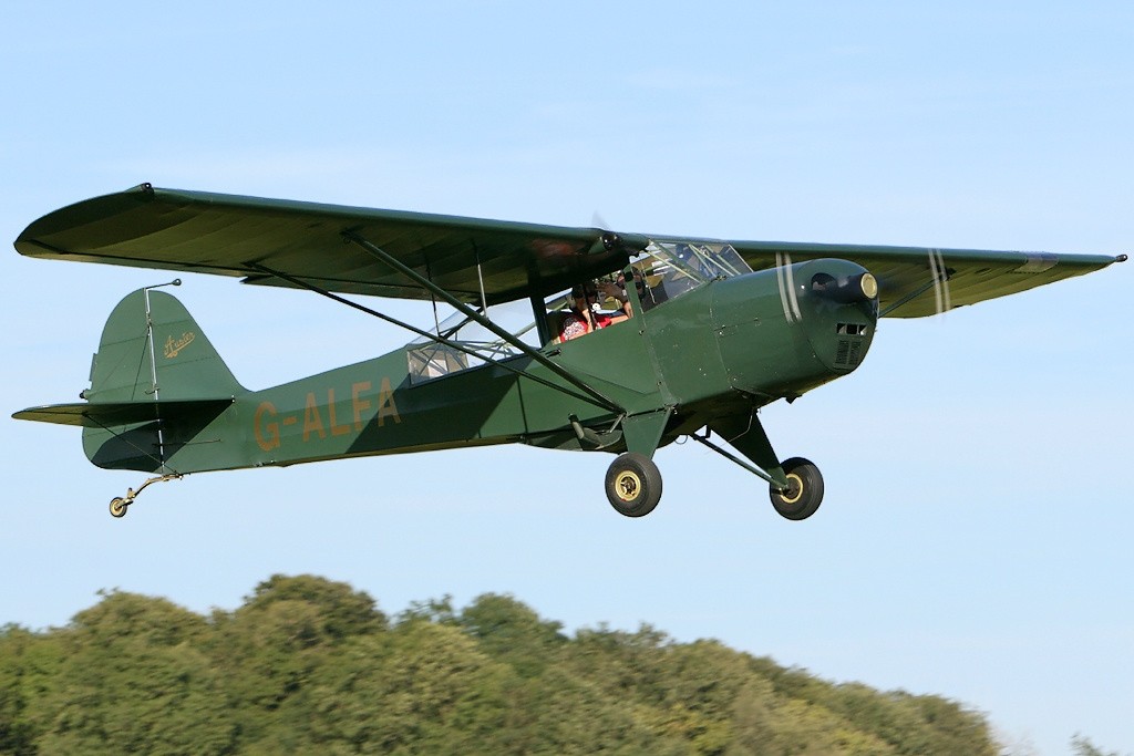 Taylorcraft Aeroplanes (England) Ltd Auster 5 — observation