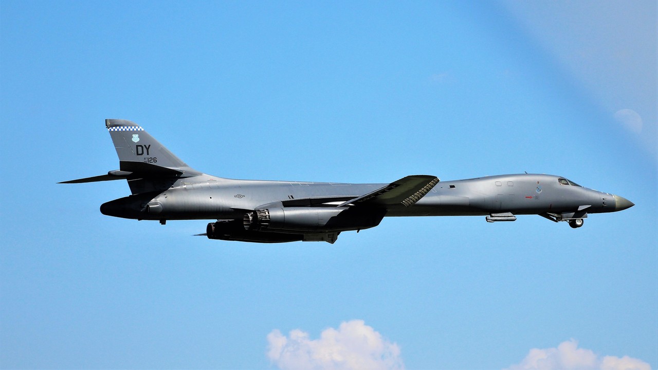 Picture of Rockwell International B-1 Lancer