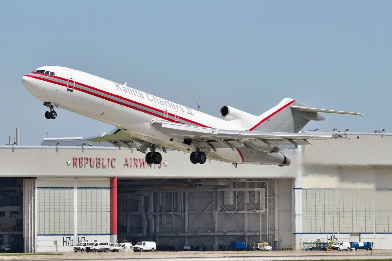 Boeing 727 227F