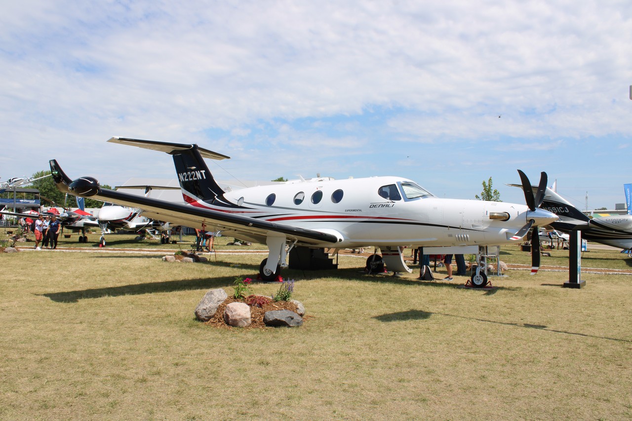 Picture of Textron Aviation Inc. 220 Denali