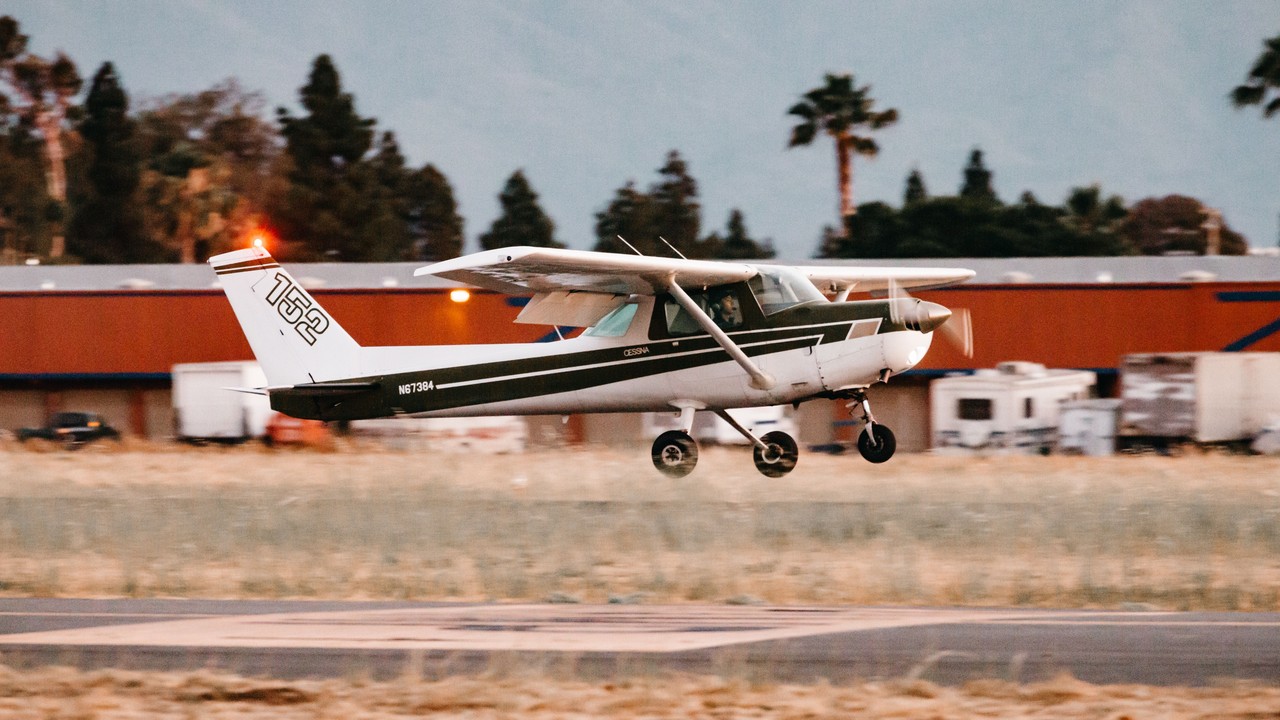 Cessna 152 (Cessna)