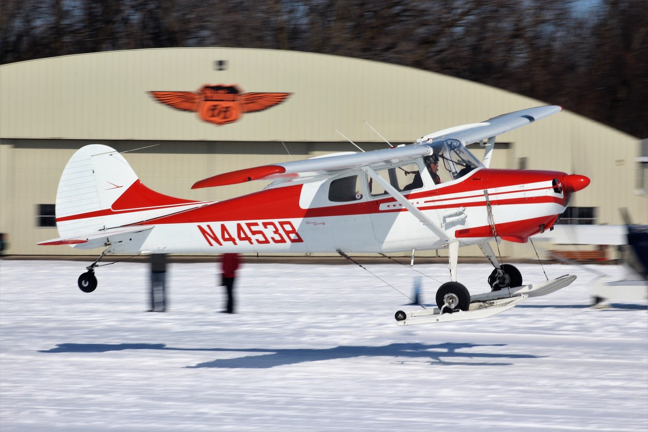Picture of Cessna Aircraft Company 170