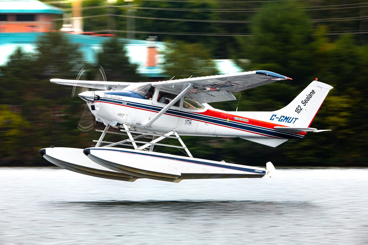 Cessna 182