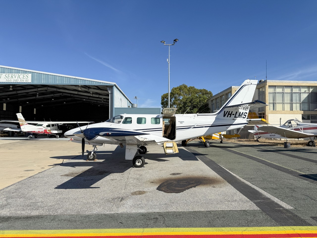 Picture of Cessna Aircraft Company T303 Crusader