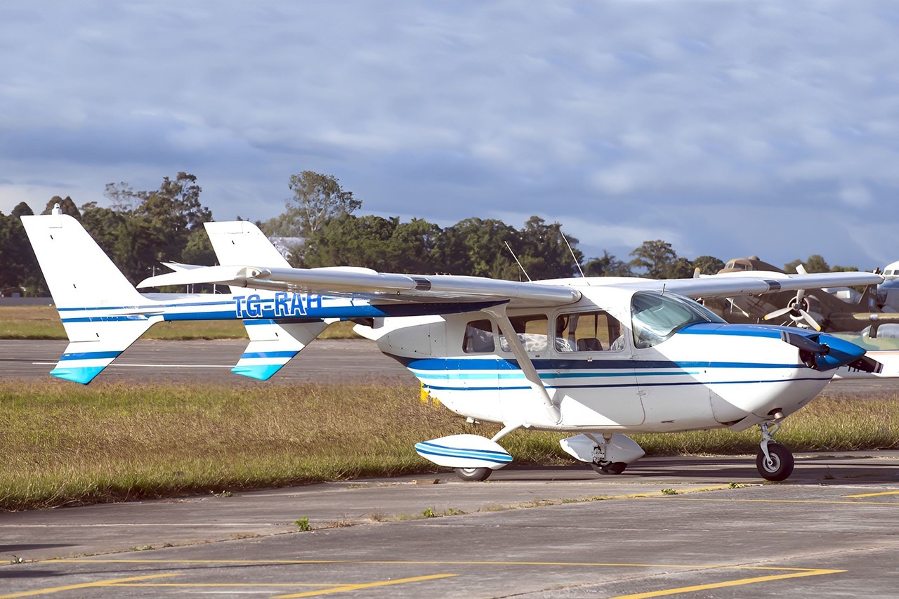 Picture of Cessna Aircraft Company 336 Skymaster