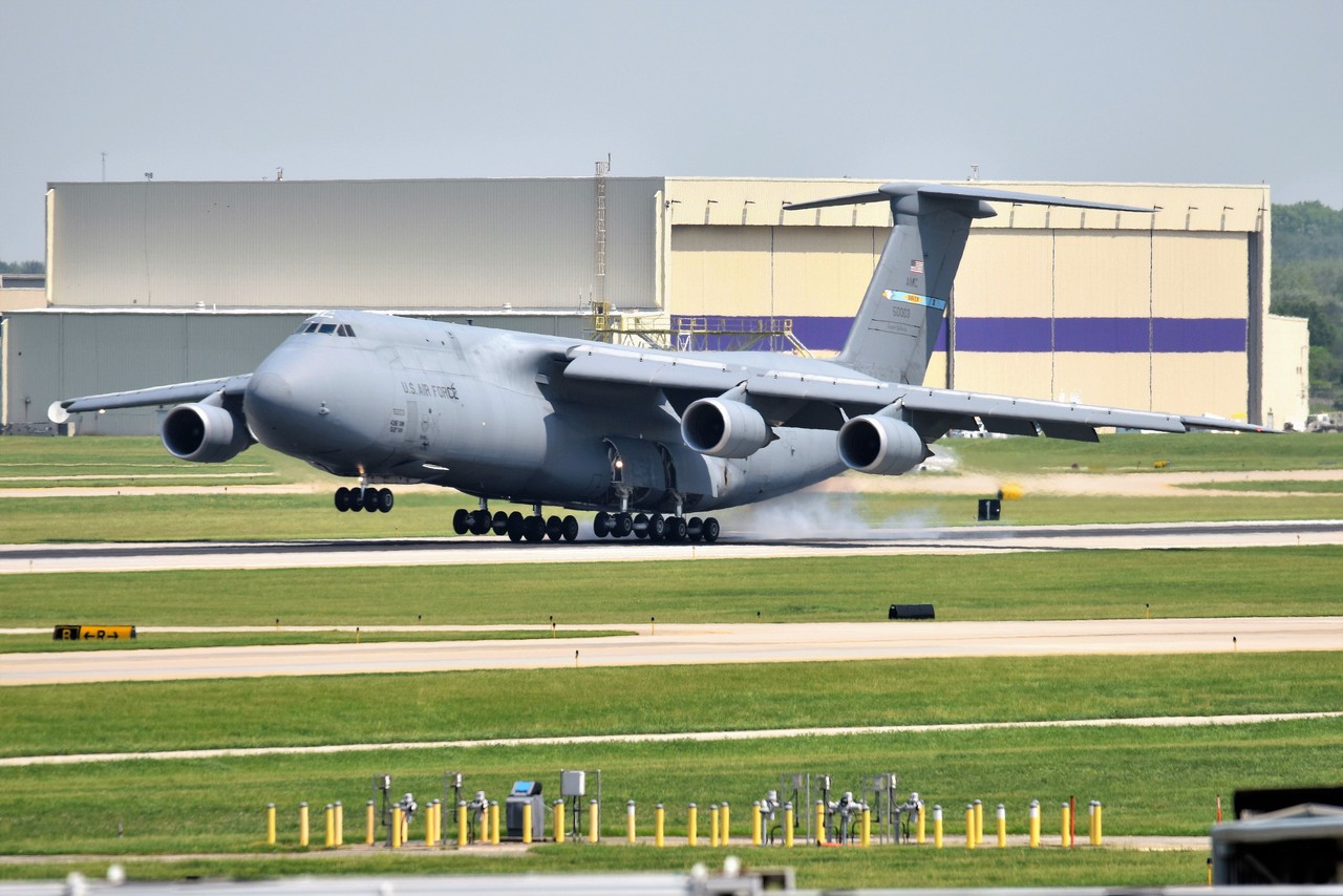 Lockheed C-5M Super Galaxy