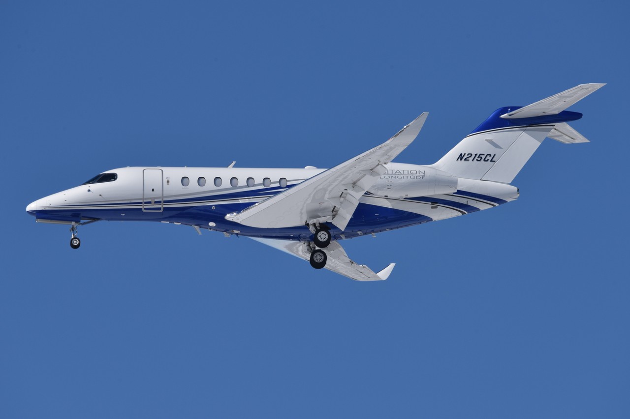 Textron Aviation 700