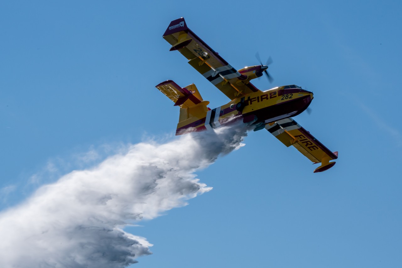 Picture of Canadair CL-415