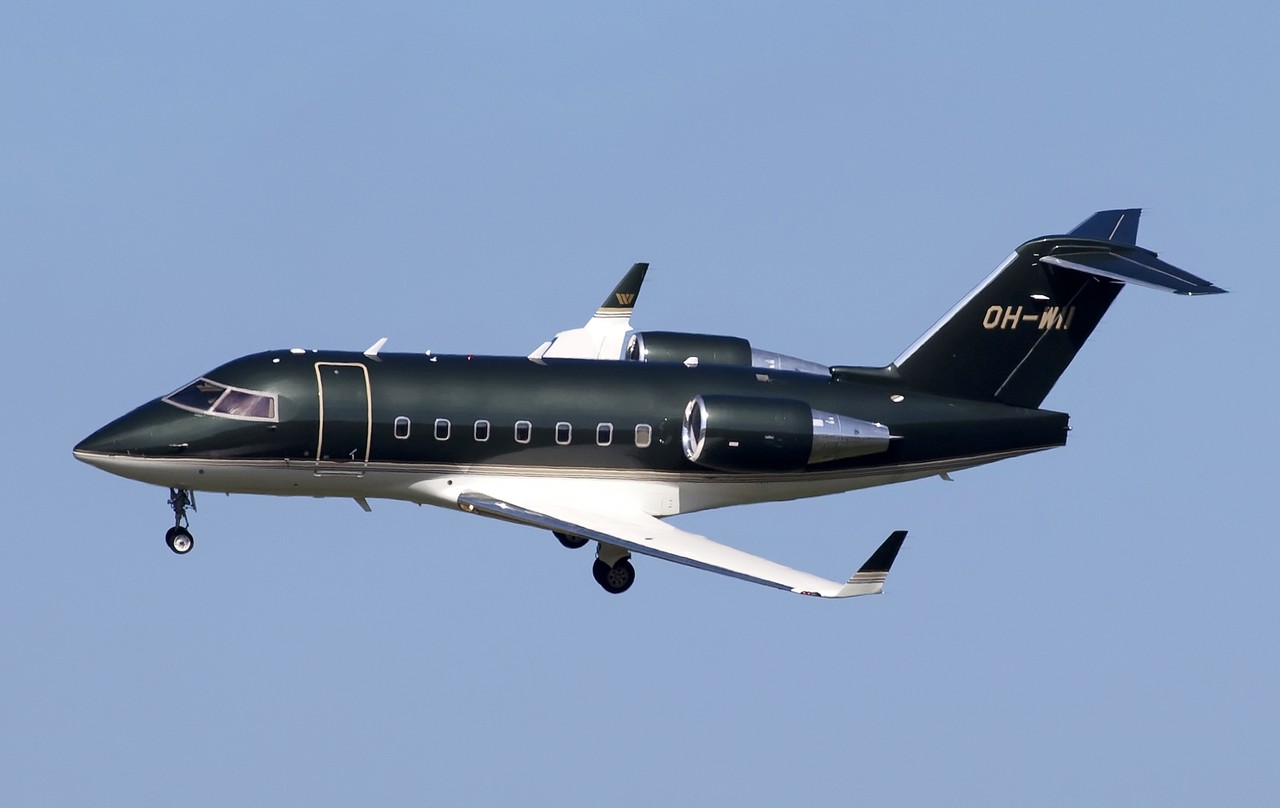 Bombardier Challenger 605