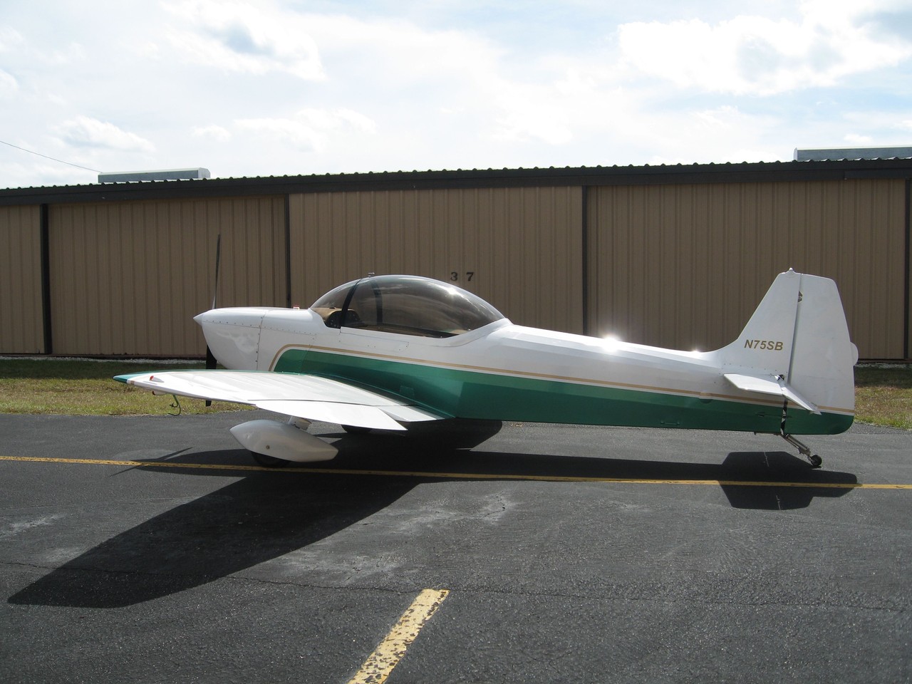 Picture of Piel (licensed to multiple manufacturers) CP-30 Emeraude