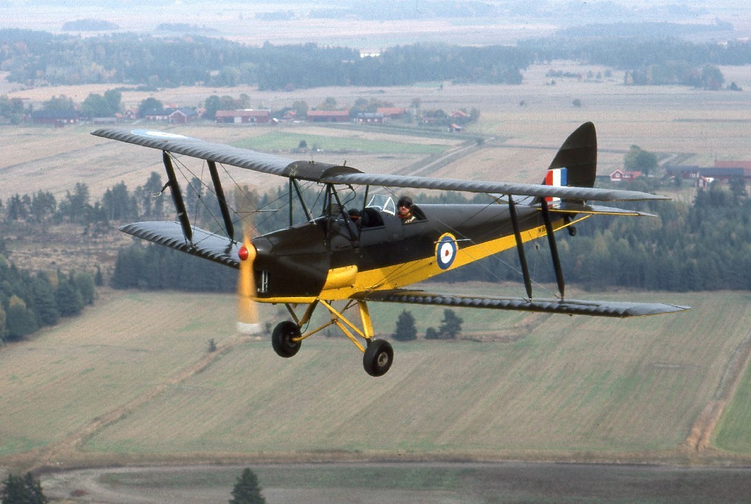 Picture of de Havilland Aircraft Company DH-82 Tiger Moth