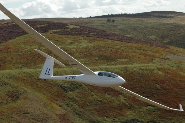 Picture of Schempp-Hirth Flugzeugbau GmbH Discus 2T