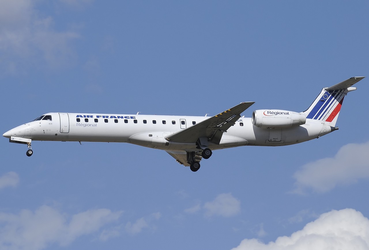Picture of Embraer S.A. ERJ-140