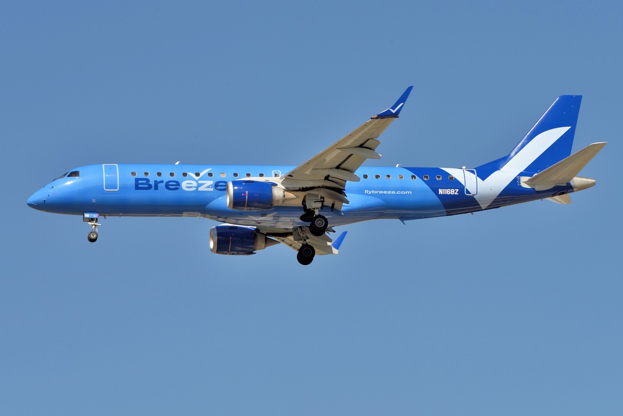 Embraer Lineage 1000