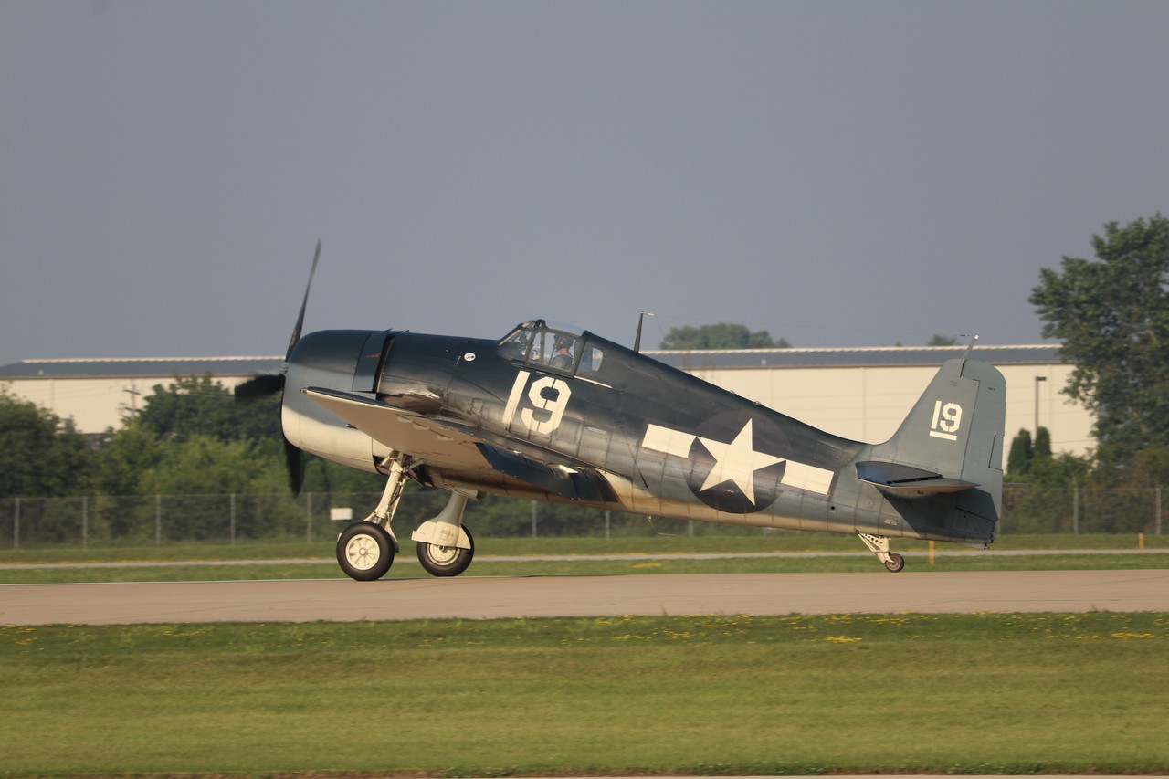 Picture of Grumman Aircraft Engineering Corporation F6F Hellcat
