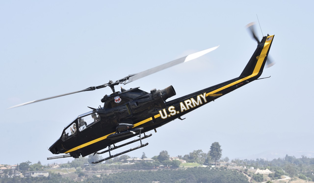 Picture of Bell Helicopter AH-1S HueyCobra