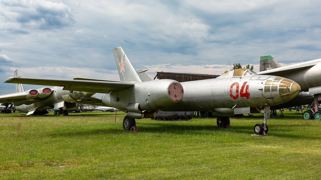 Picture of Soviet State Factories (Ilyushin OKB design) Il-28
