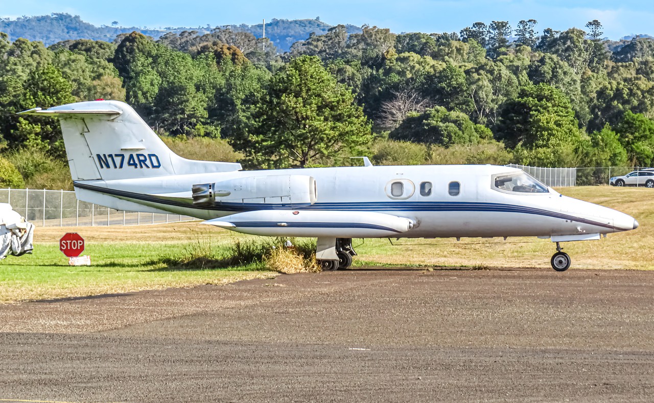 Picture of Learjet Corporation 24