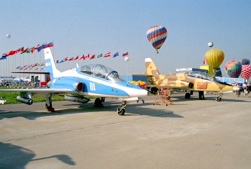 Picture of Moscow Aircraft Production Association (MAPO) MiG-AT