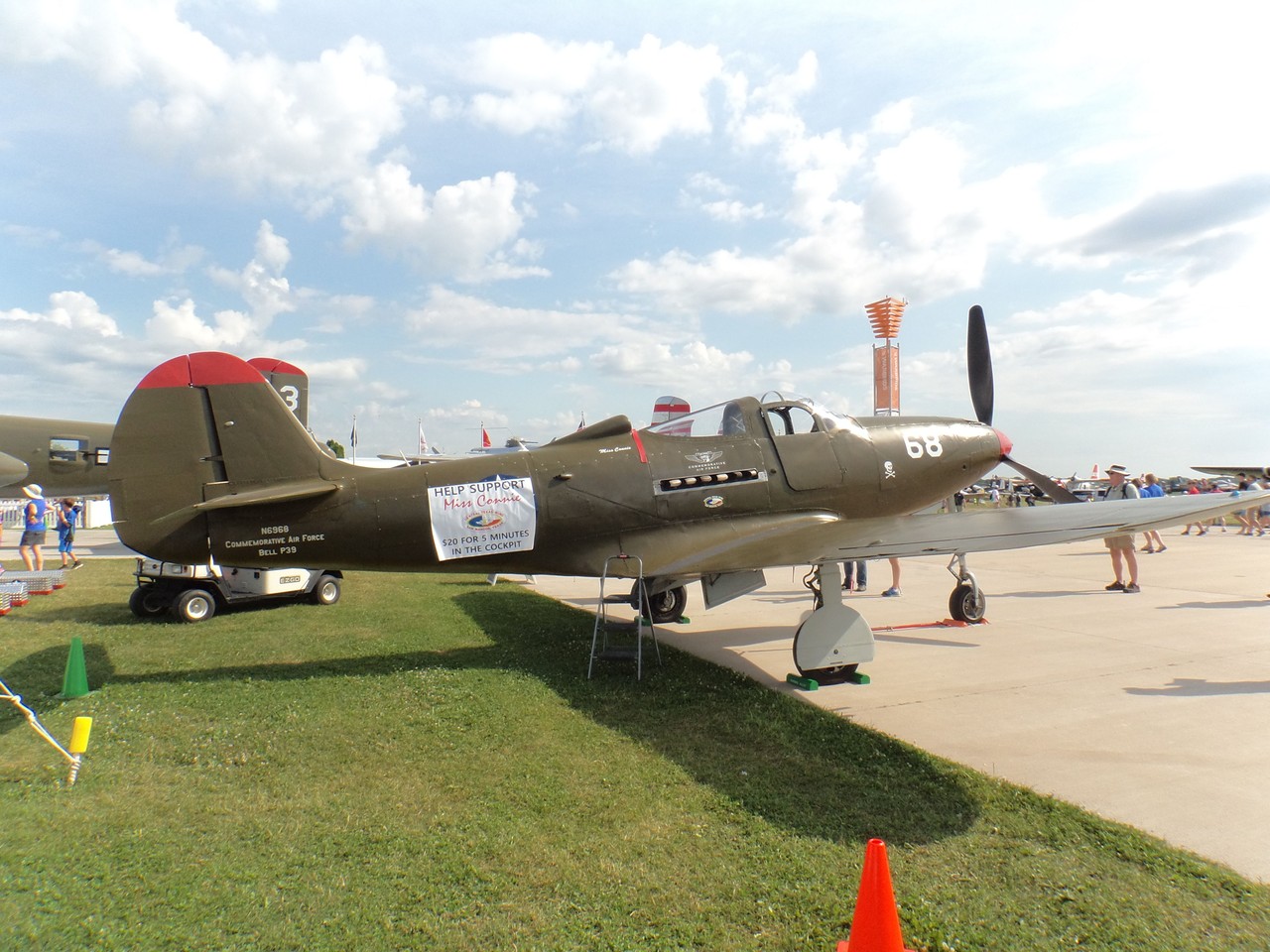 Picture of Bell Aircraft Company P-39 Airacobra