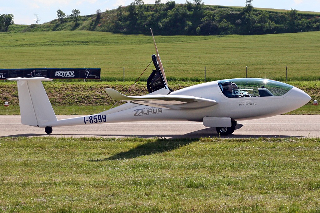 Picture of Pipistrel Aircraft Taurus Electro