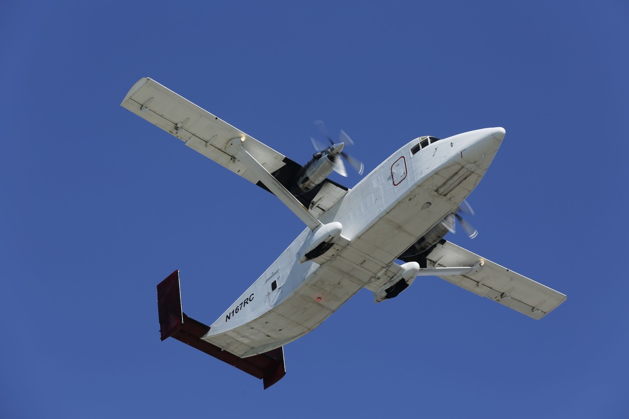 Picture of Short Brothers 330