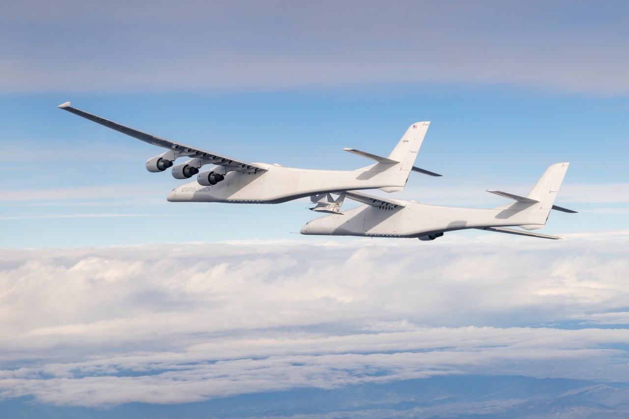Picture of Scaled Composites LLC 351 Stratolaunch