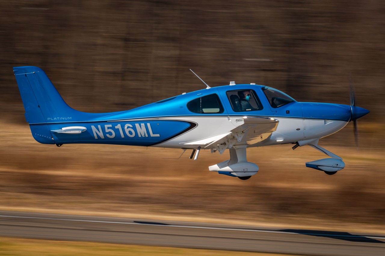 Cirrus SR20
