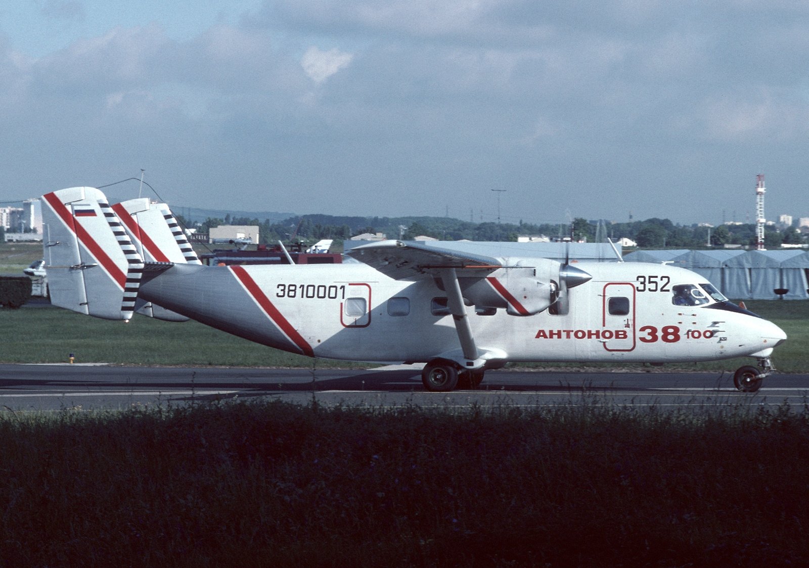 Antonov An-38 100