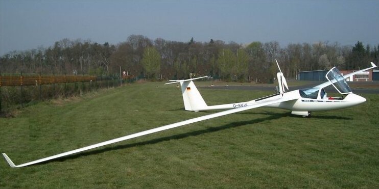 Alexander Schleicher GmbH & Co. ASH-25M — competition glider