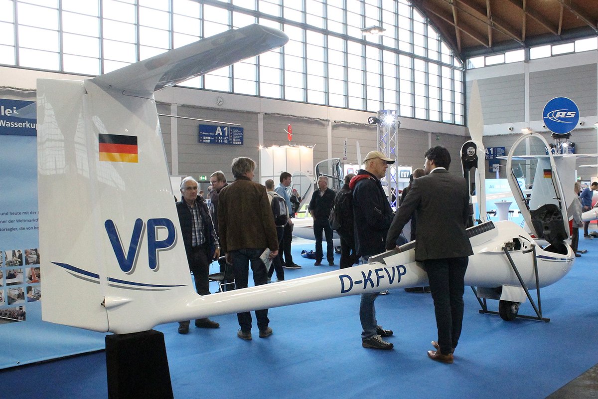 Alexander Schleicher GmbH & Co. ASH-31Mi — competition glider