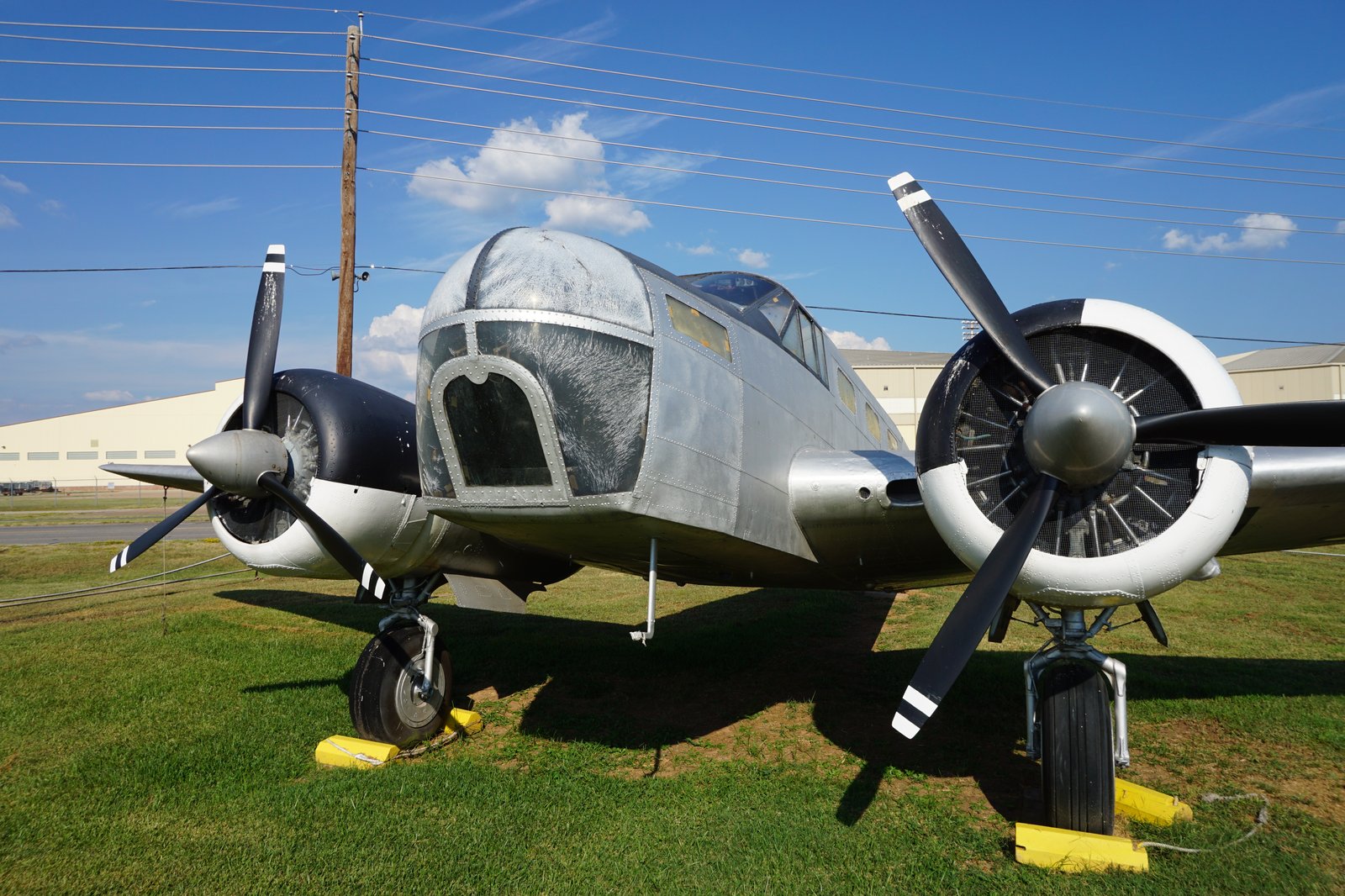Beech Aircraft Corporation 18 (turbine) — transport