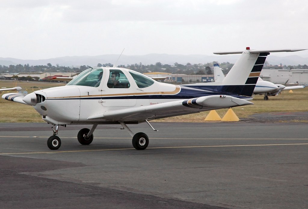 Beech Aircraft Corporation 77 Skipper — trainer