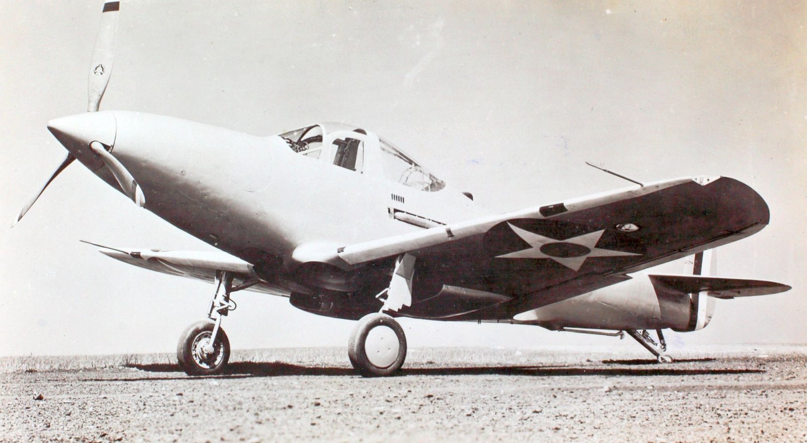 Bell Aircraft Corporation Bell XFL Airabonita — fighter