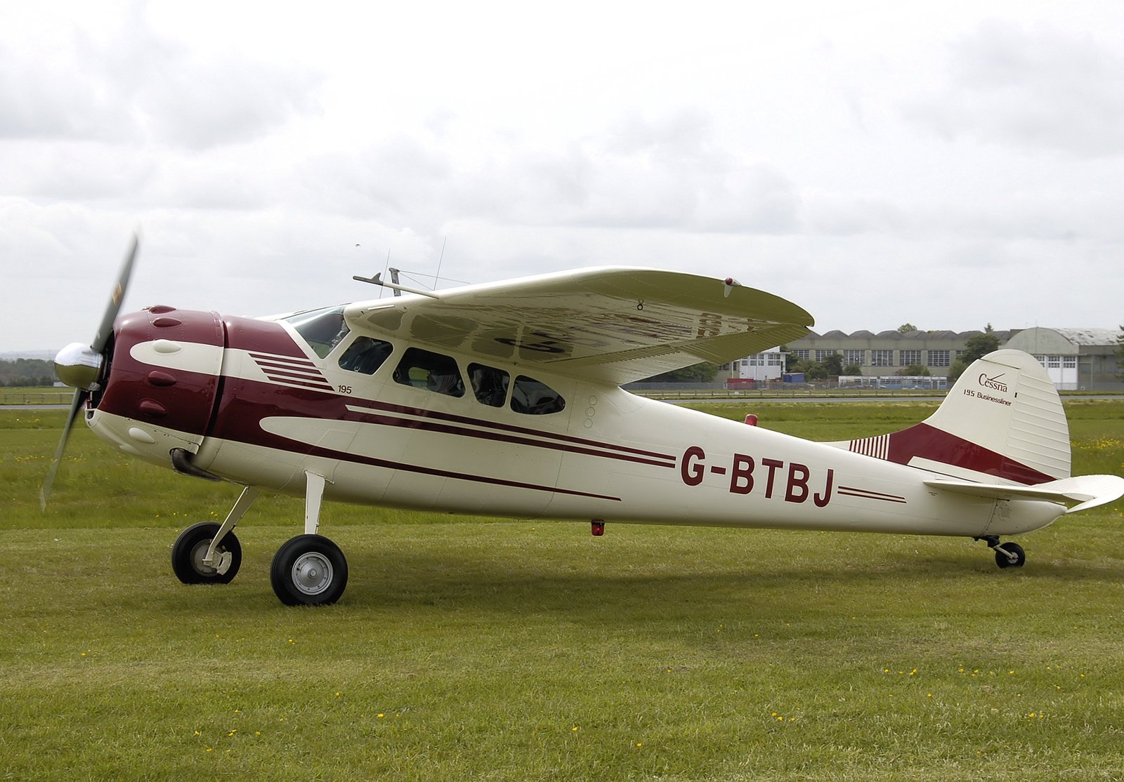 Cessna Aircraft Company 195 — general aviation