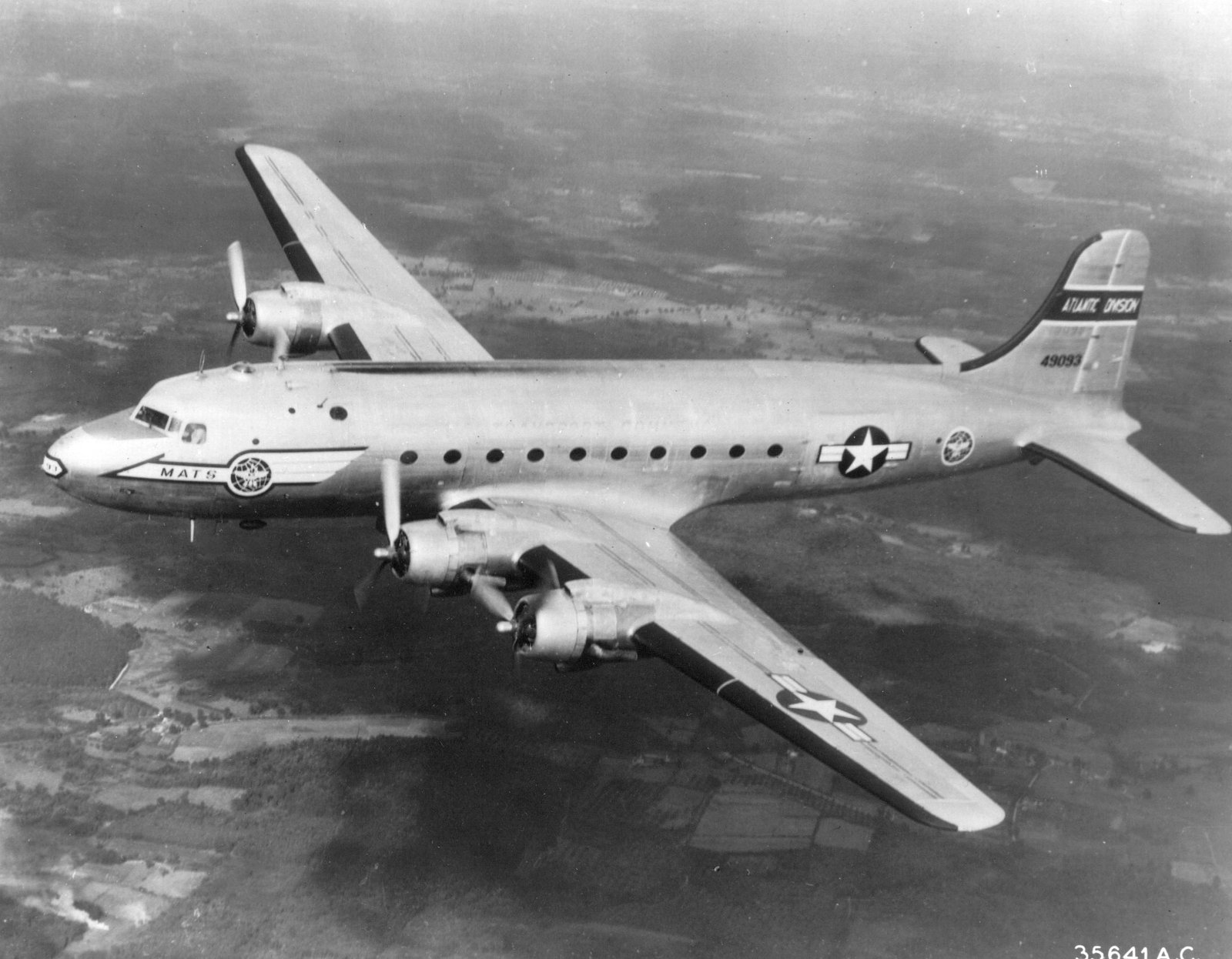 Douglas Aircraft Company Douglas C-54 Skymaster — transport