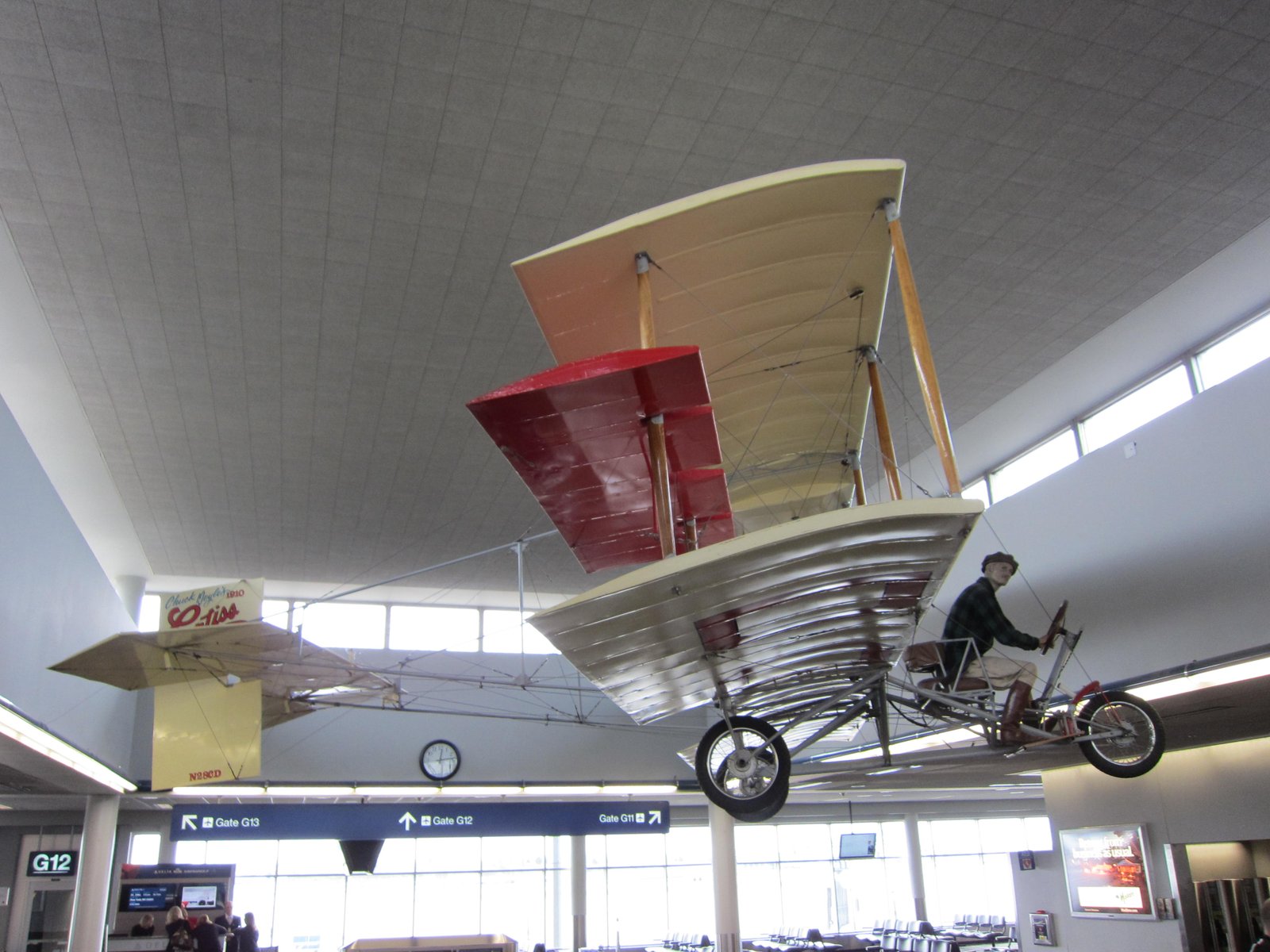 Curtiss Aeroplane and Motor Company Curtiss Model D — trainer