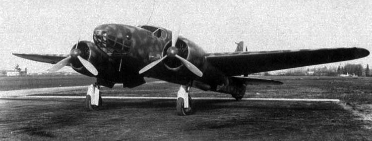 Caproni Caproni Ca.310 — reconnaissance/light bomber
