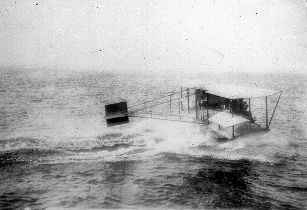 Curtiss Aeroplane Company Curtiss Model E — trainer