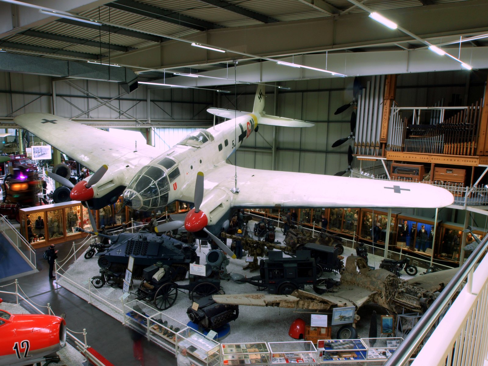 Construcciones Aeronáuticas S.A. (CASA) CASA 2.111 — bomber