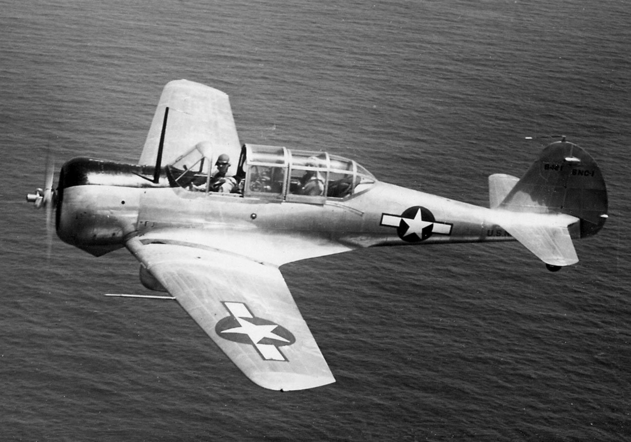Curtiss-Wright Corporation CW-22 — trainer
