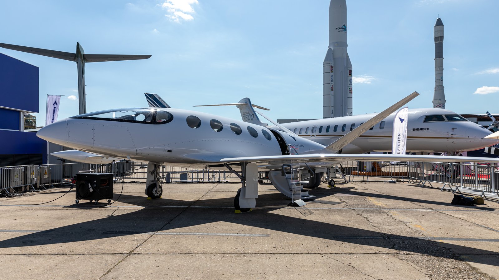 Bye Aerospace eFlyer 2 — trainer