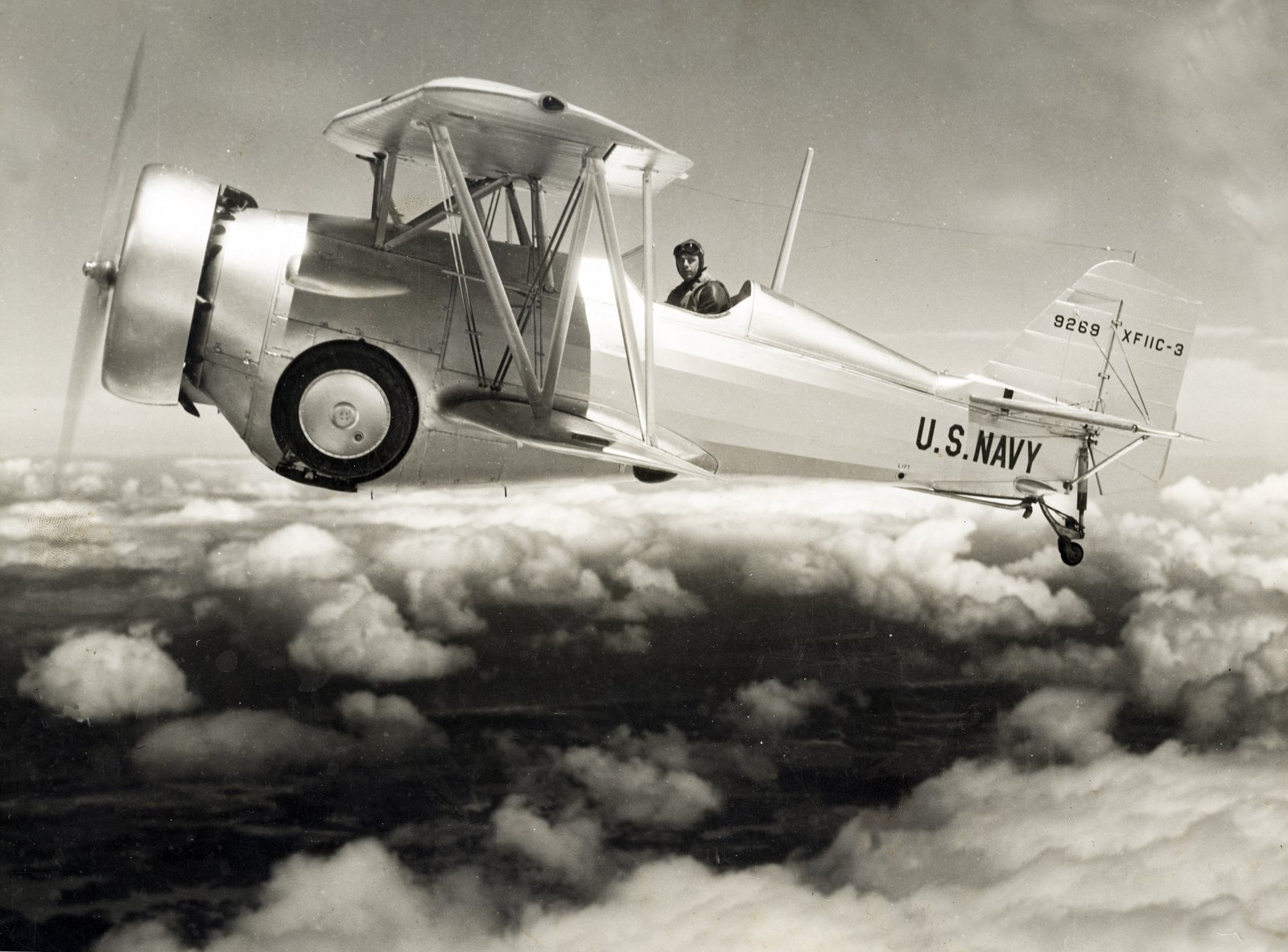 Curtiss-Wright Corporation Curtiss F11C Goshawk — fighter-bomber
