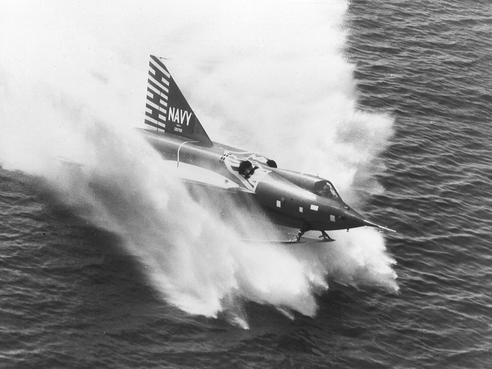 Convair Convair F2Y-1 Sea Dart — fighter