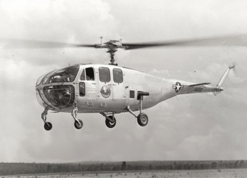 Bell Aircraft Corporation Bell H-12 — transport