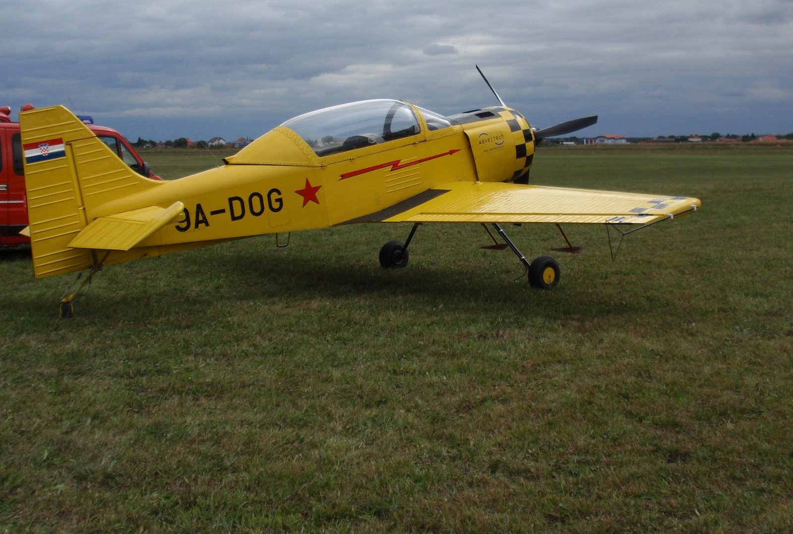 SCF Technoavia I-3 — aerobatic trainer/competition