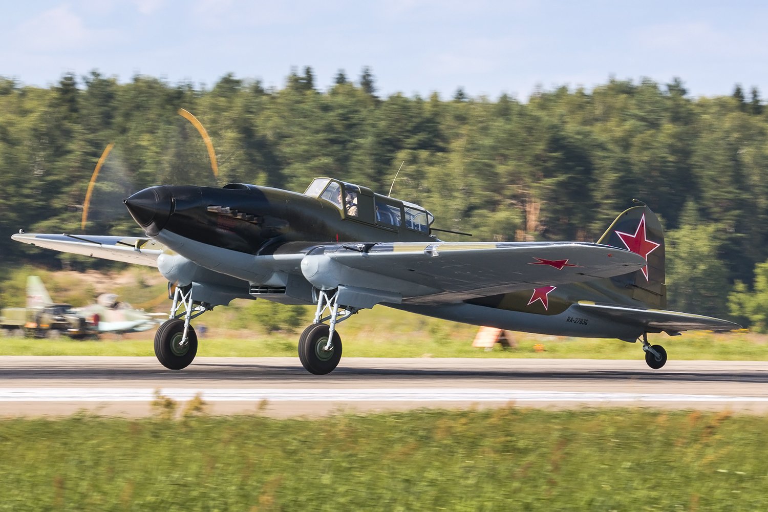 Ilyushin Design Bureau Ilyushin Il-2 Shturmovik — ground-attack