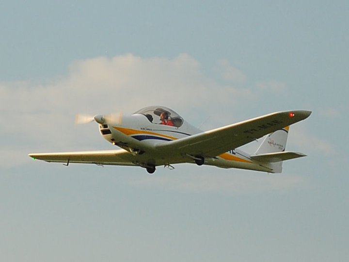 Jihlavan Airplanes s.r.o. KP-5 Skyleader 400 — general aviation