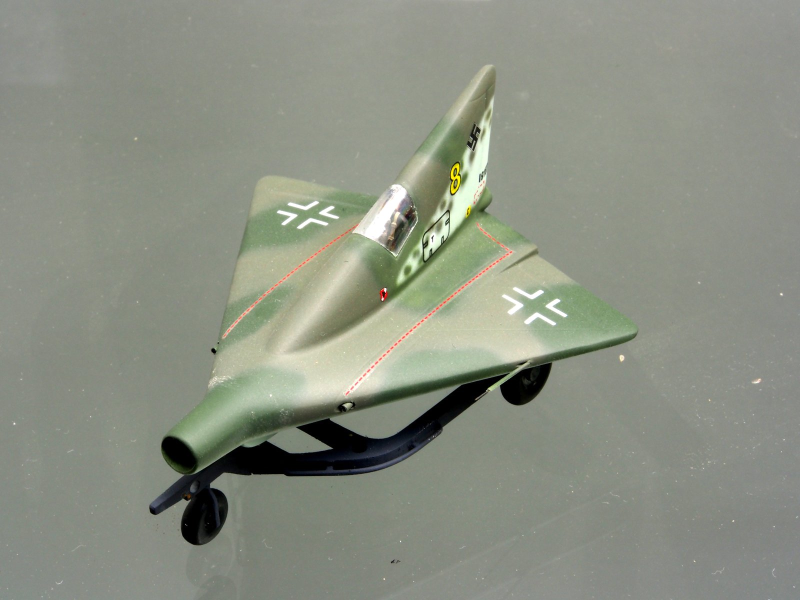 Lippisch Flugzuegbau G.m.b.H. Lippisch P.13a — interceptor