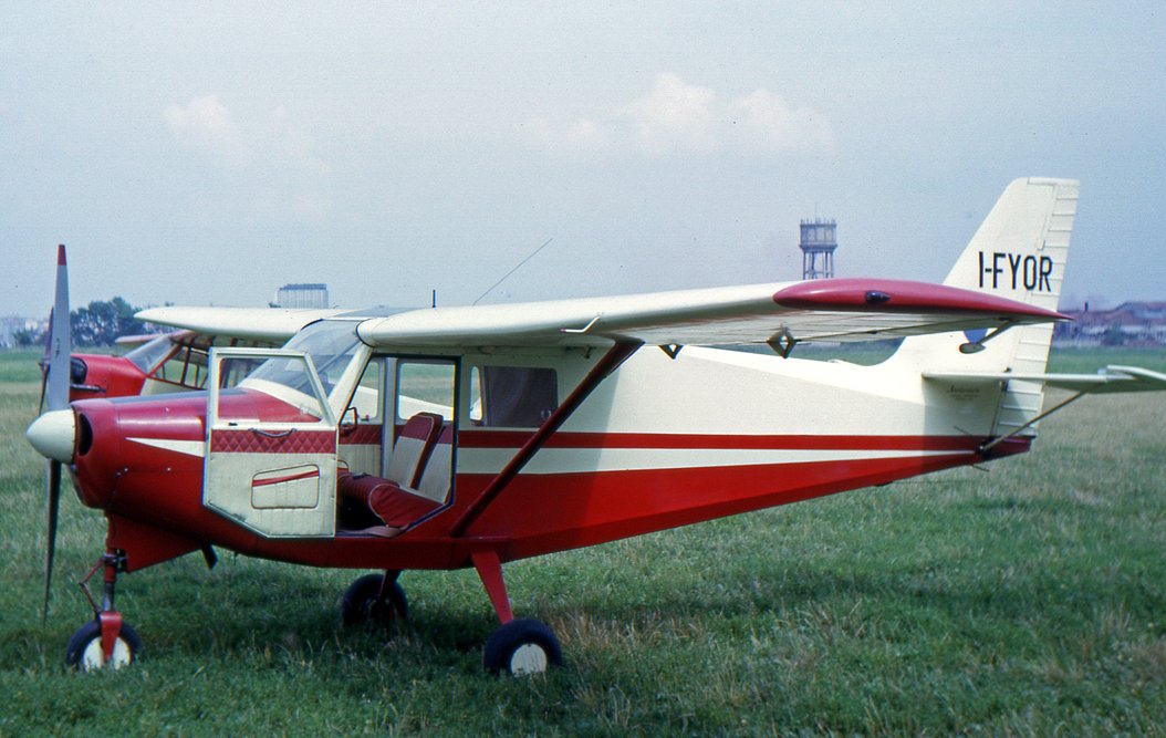 Partenavia Costruzioni Aeronautiche SpA P-57 Fachiro 2 — general aviation